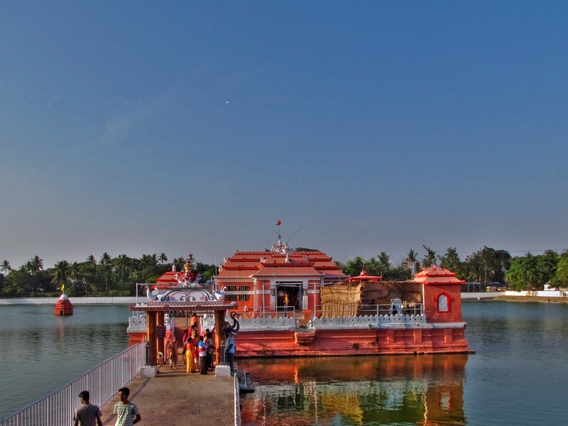 Narendra pokhari In Puri 