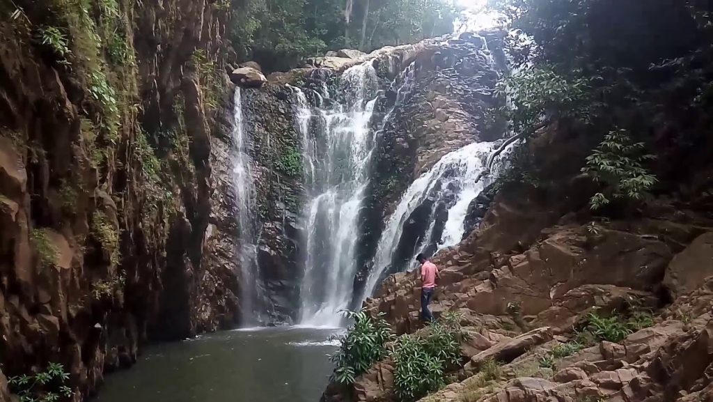 Gudguda Waterfall