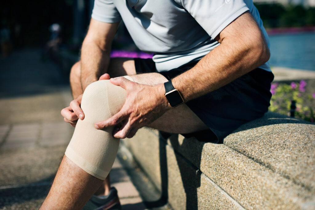 Patellofemoral Pain Syndrome Causes, Symptoms, Prevention, and Treatment 