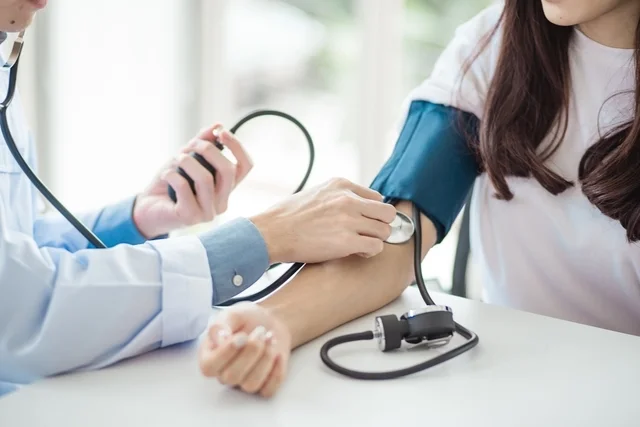 Worried of High Blood Pressure Adopt natural ways to lower it