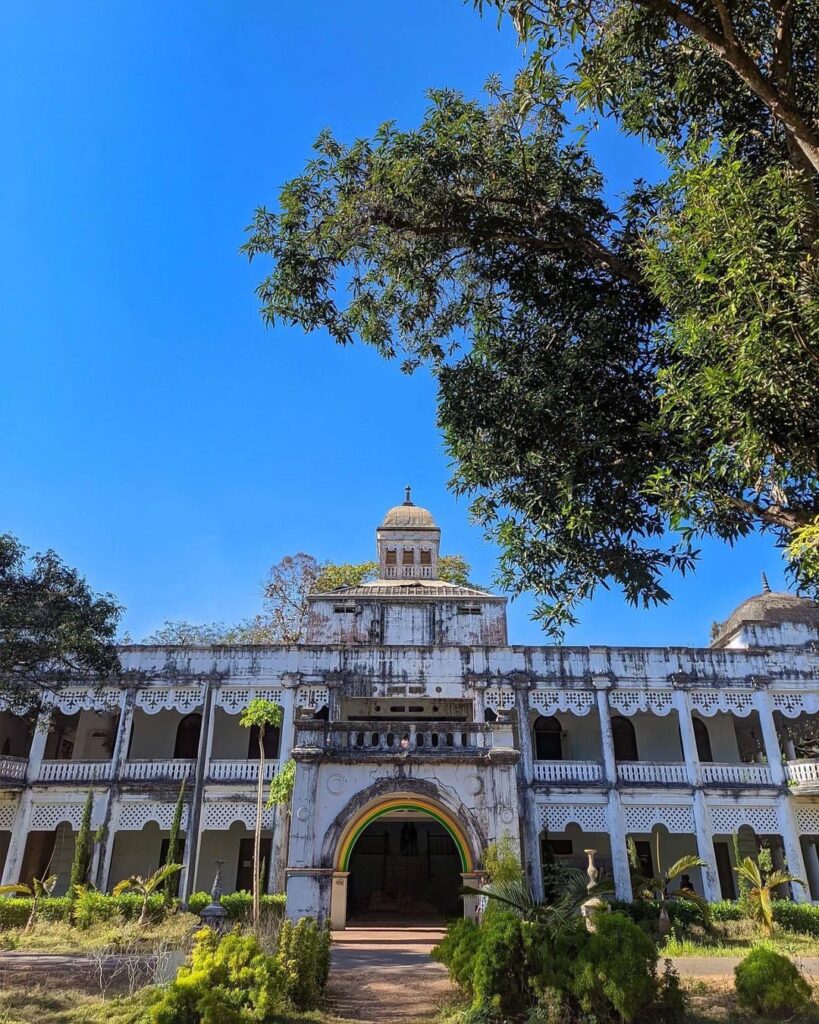 The Gajapathi Palace : An Architectural Marvel