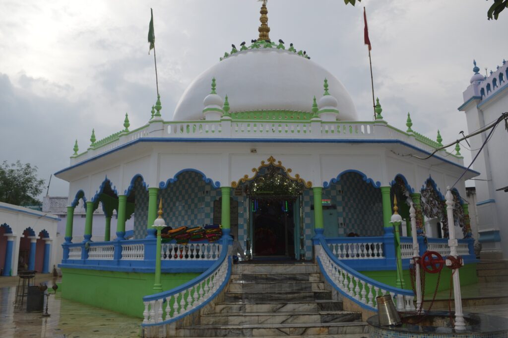 Kaipadar : the Abode of Lord Satyapira