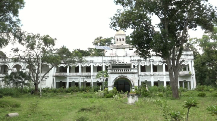 The Gajapathi Palace : An Architectural Marvel